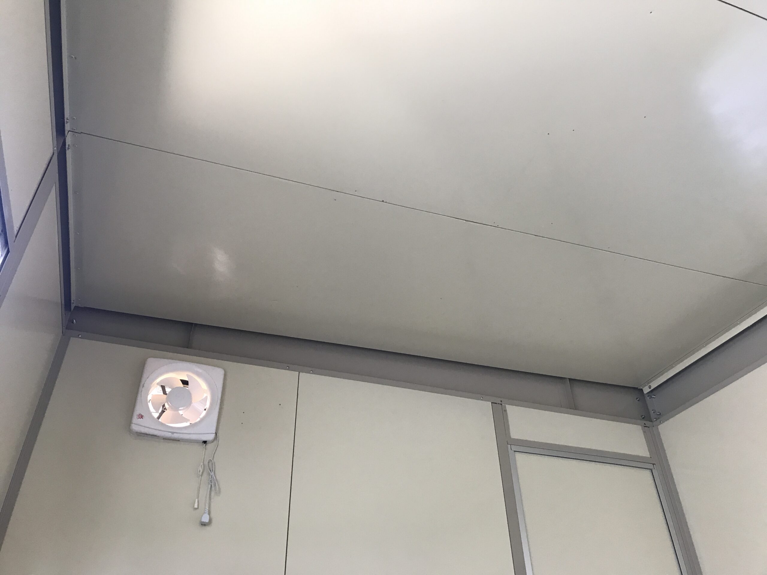 東京都世田谷区|中古作業部屋用パネルハウス・プレハブの施工事例 東京都世田谷区|中古作業部屋用パネルハウス・プレハブの施工事例