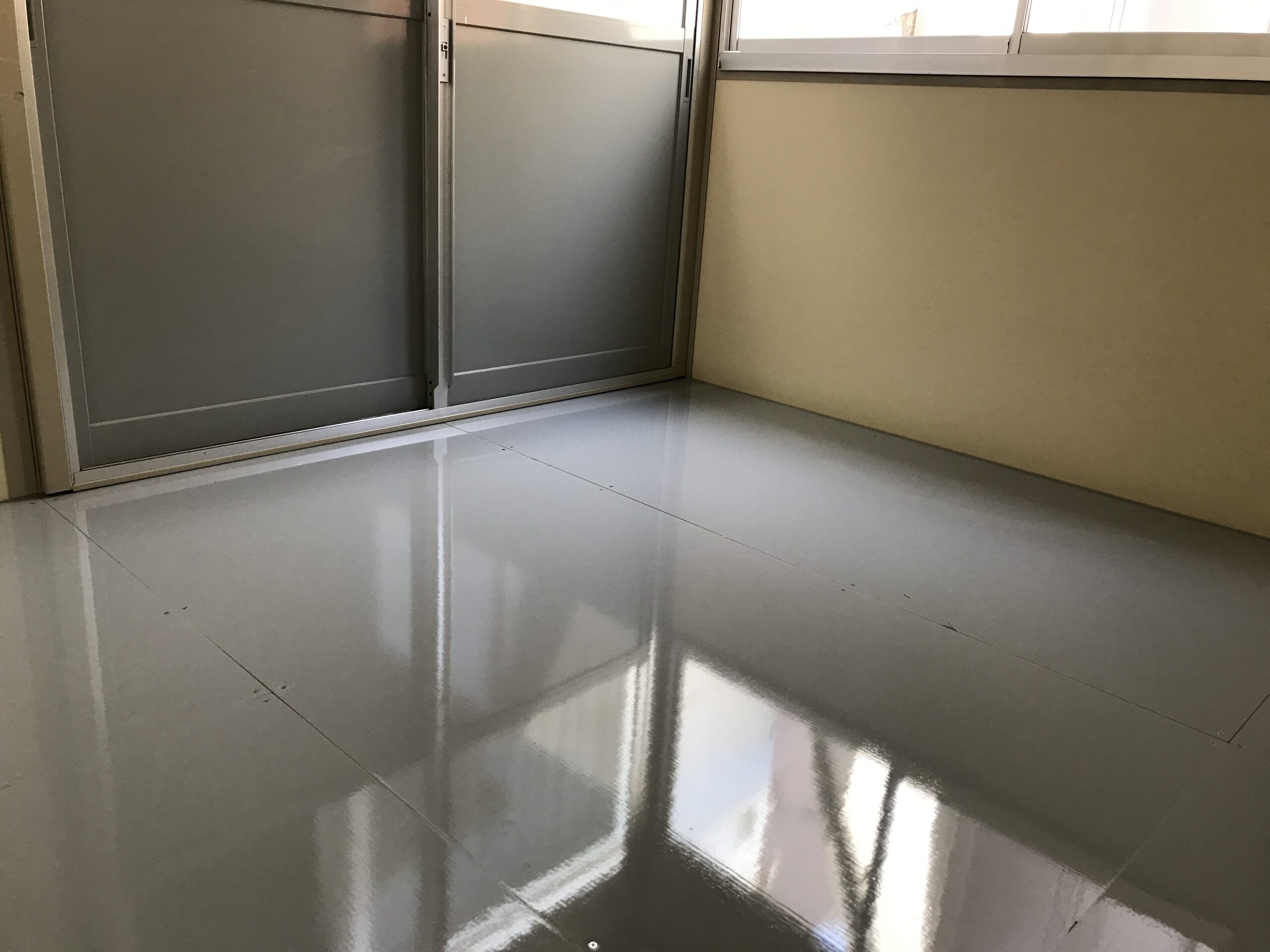 東京都世田谷区|中古作業部屋用パネルハウス・プレハブの施工事例 東京都世田谷区|中古作業部屋用パネルハウス・プレハブの施工事例