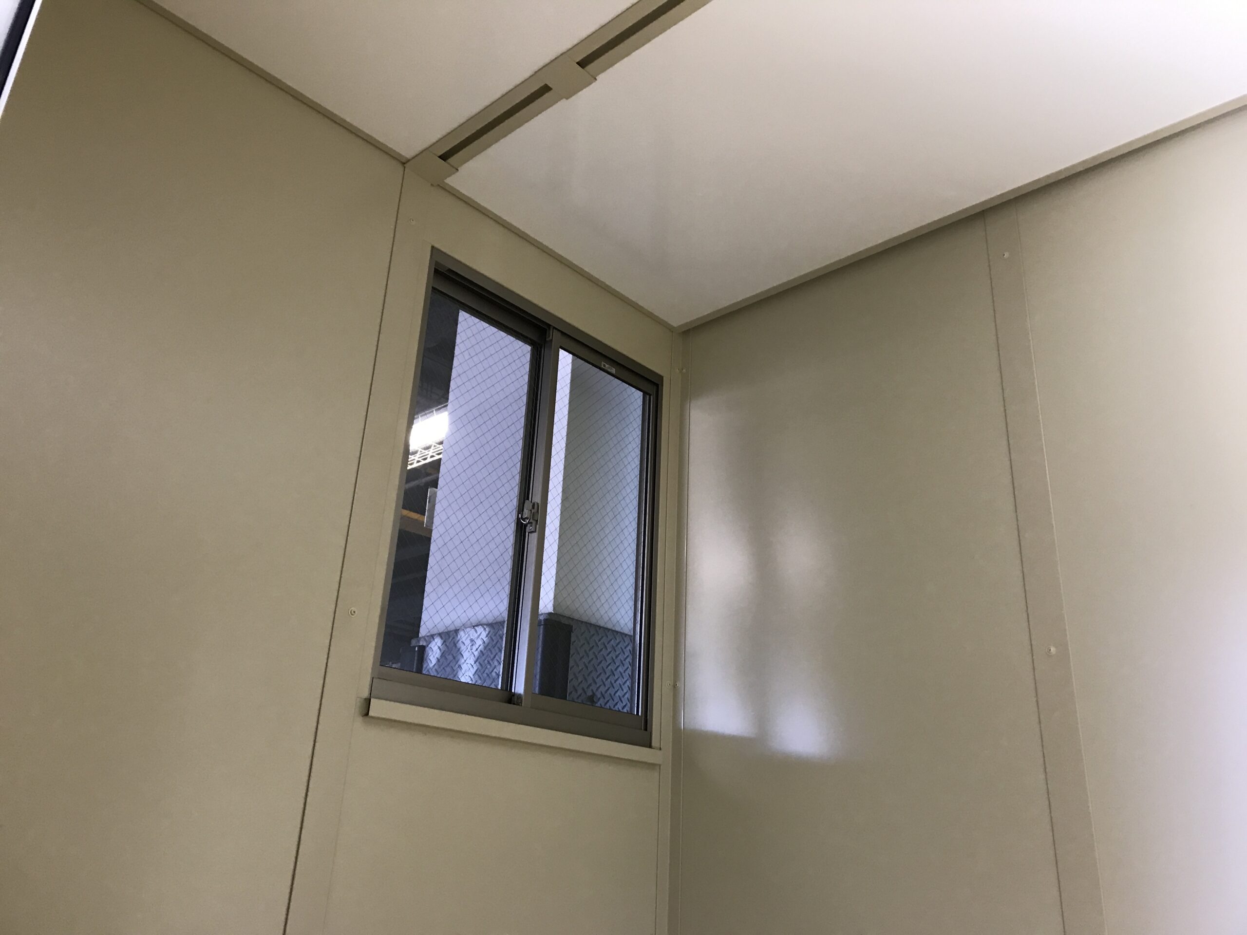 警備員詰所を東京都調布市に1日で設置｜パネルハウス関東